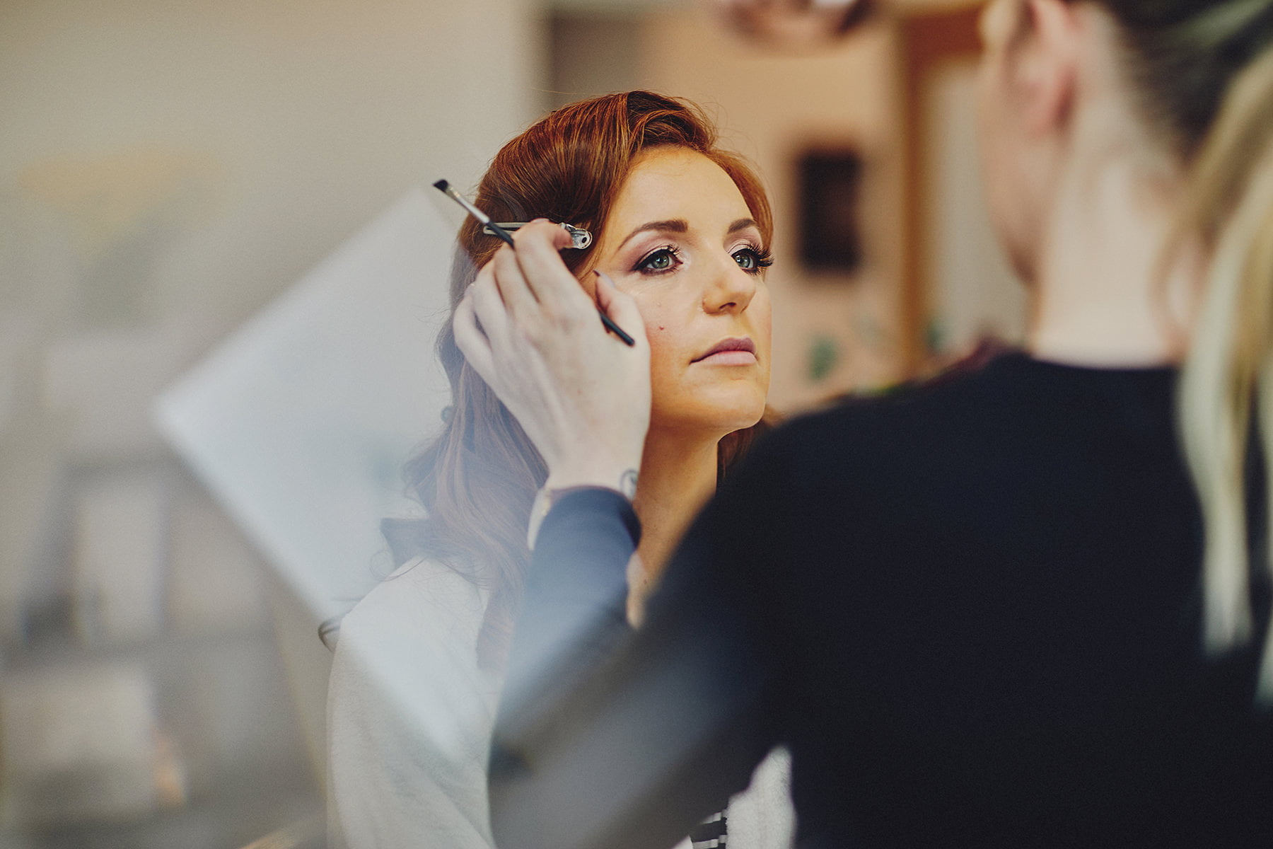 Schedule hair and makeup on the morning of your wedding 23