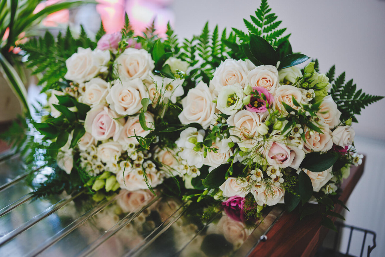 8 Tips Wedding flowers colours 41 8 Tips Wedding flowers colours 33