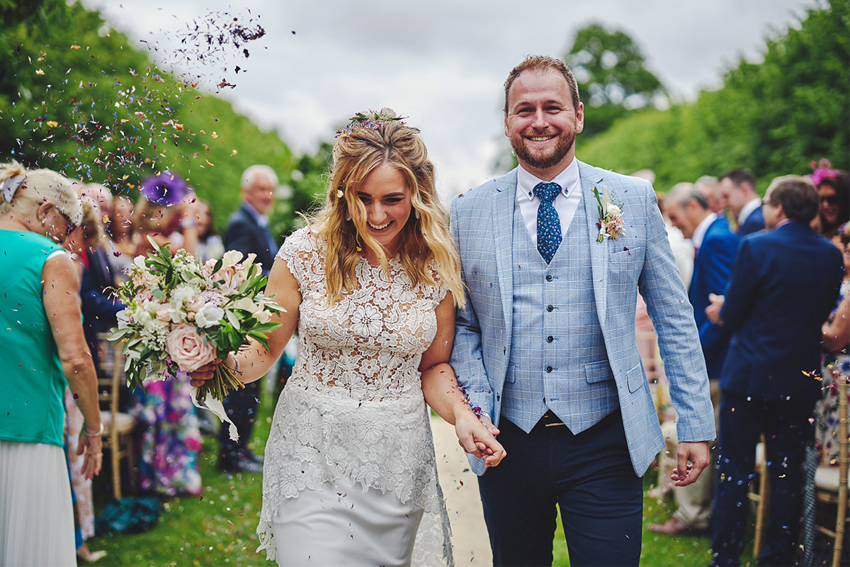 8 Tips Wedding flowers colours 18 Wedding flowers colours