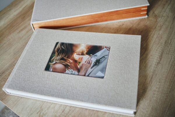 wedding-albums-ireland-00018 Photobook Wedding Photo Album - 30x45 cm 60 pages