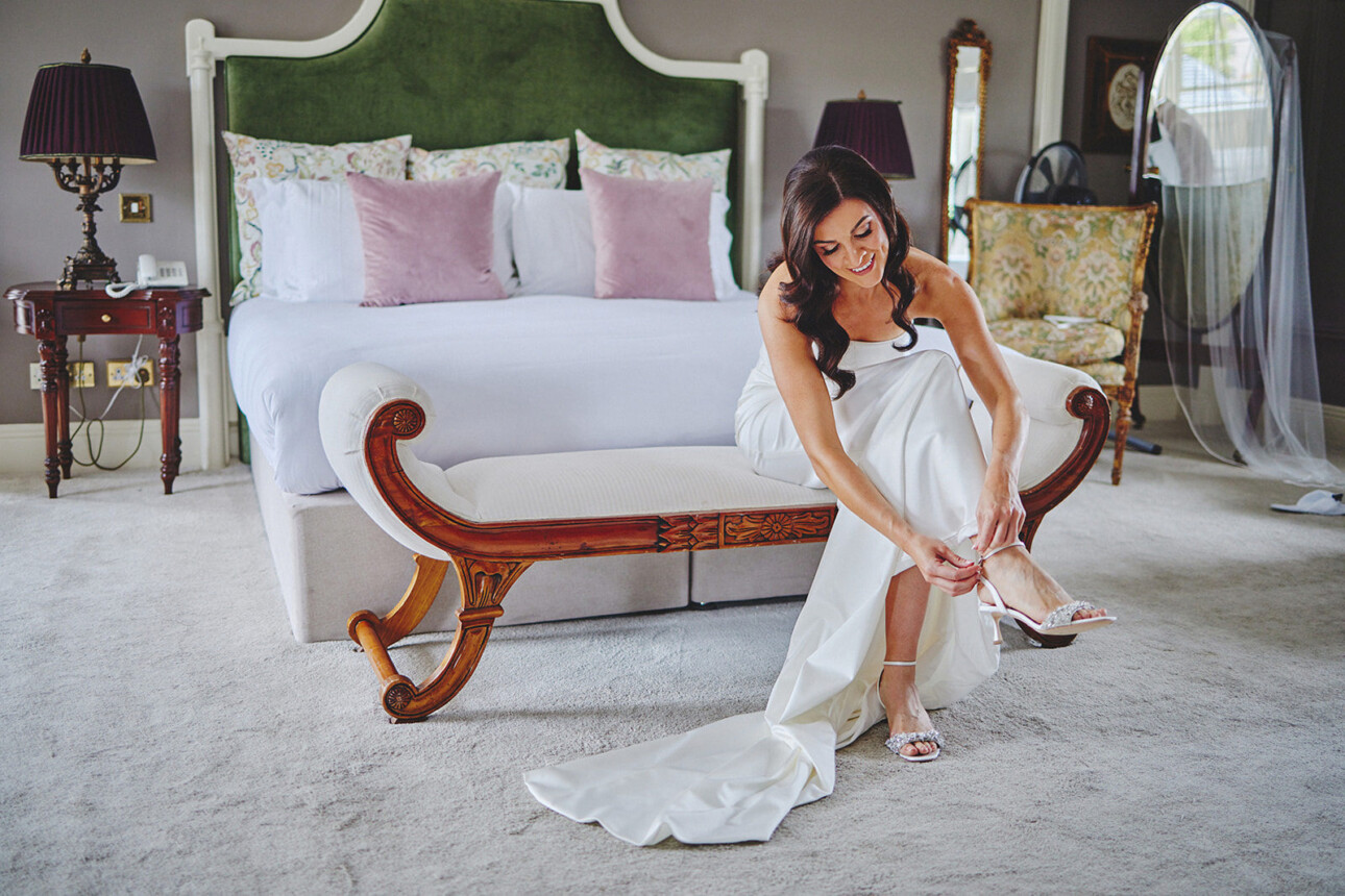 11 Tips Bride’s Guide to Selecting the Perfect Wedding Dress 17 Wedding Shoes