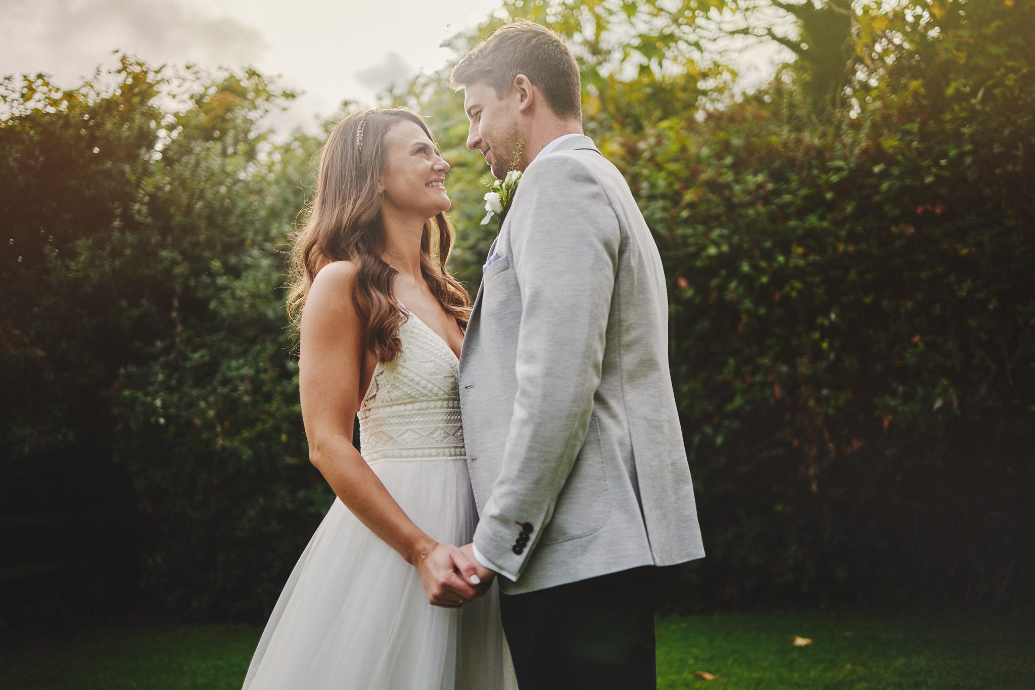 Covid small intimate real wedding planning tips