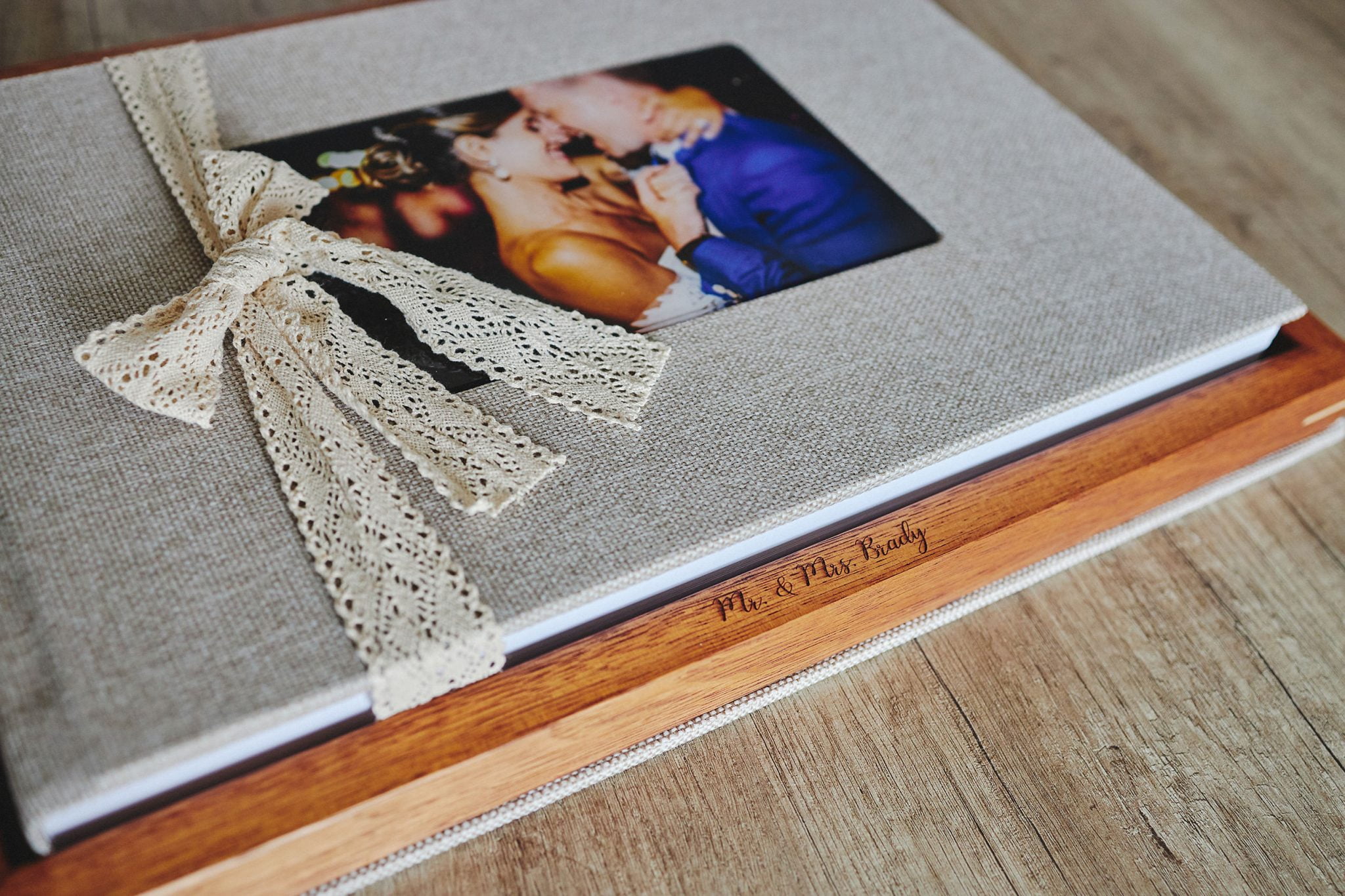 Why you should order a wedding album