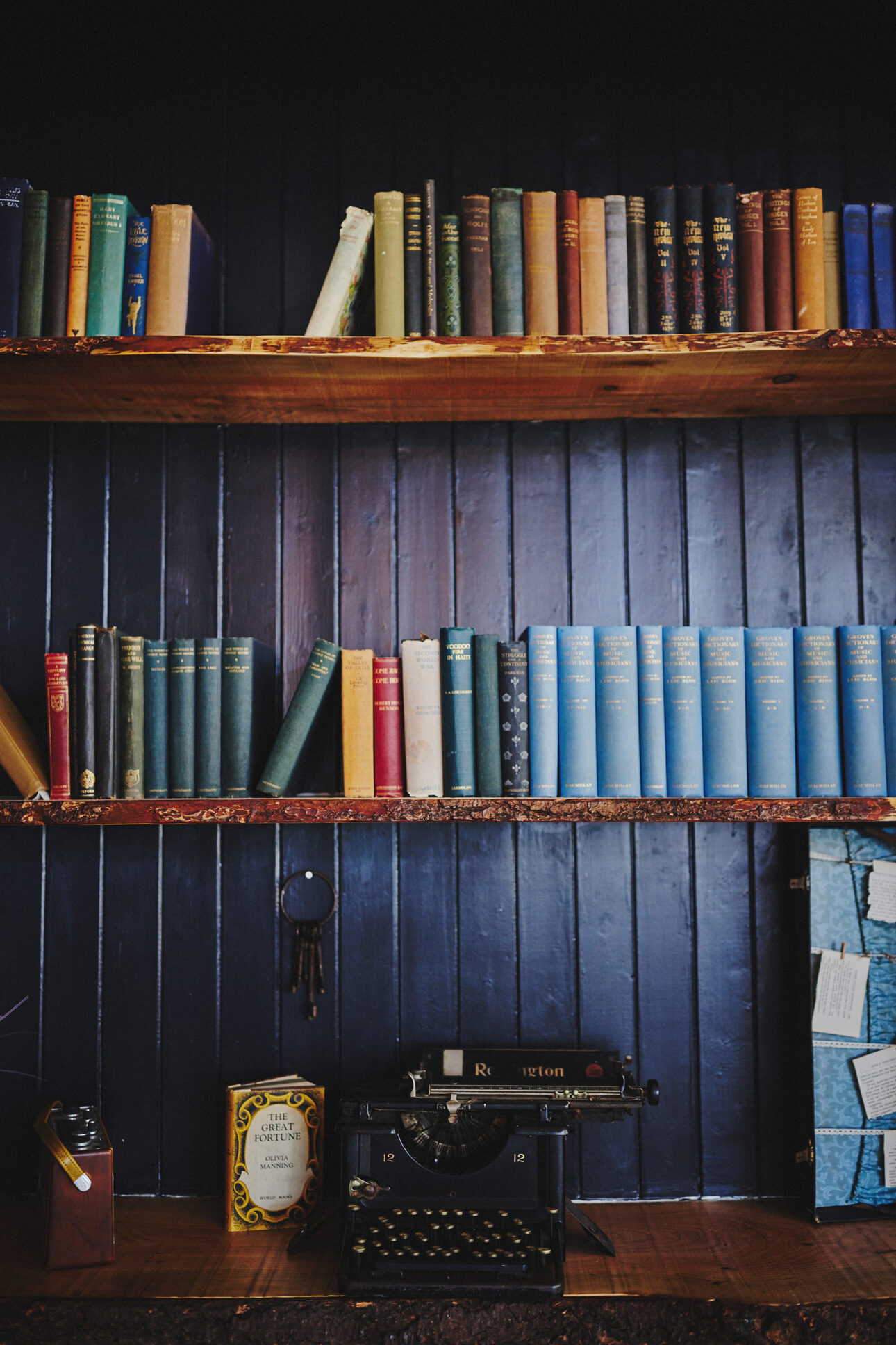 5 Reasons Poulaphouca House Wedding & Falls Barn Epitomises Romantic Irish Charm 51