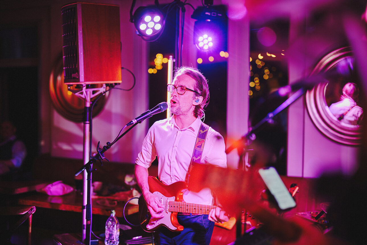 5 Reasons Poulaphouca House Wedding & Falls Barn Epitomises Romantic Irish Charm 66