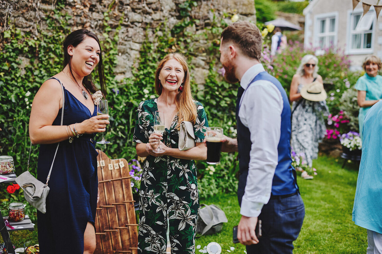 10 Reasons Nostalgic Garden Weddings Could Be the Right Choice for You. 43