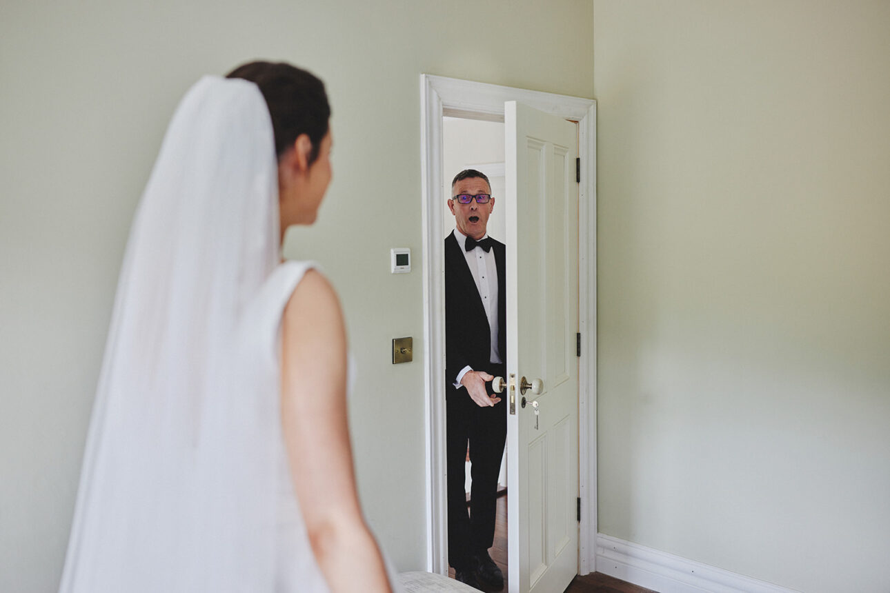 Schedule hair and makeup on the morning of your wedding 43 Schedule hair and makeup on the morning of your wedding 36