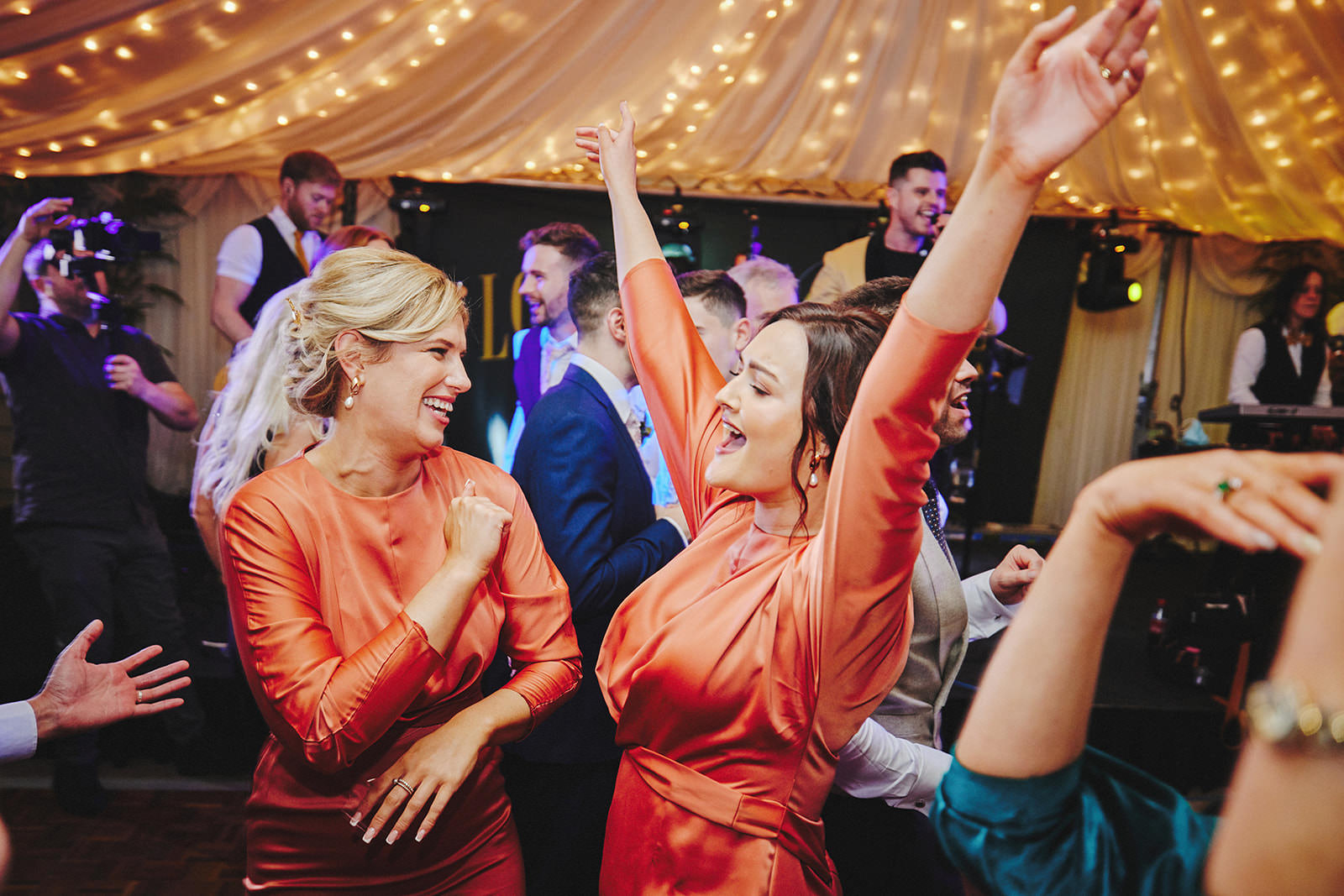 8 Reasons Castle Leslie is the Perfect Setting for a Romantic Wedding 27 Castle Leslie Wedding Dancing Party