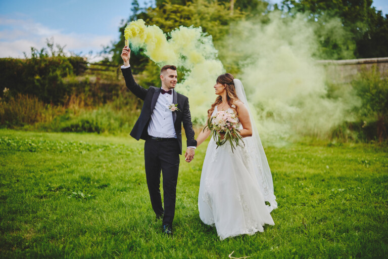 Smoke bombs wedding photos