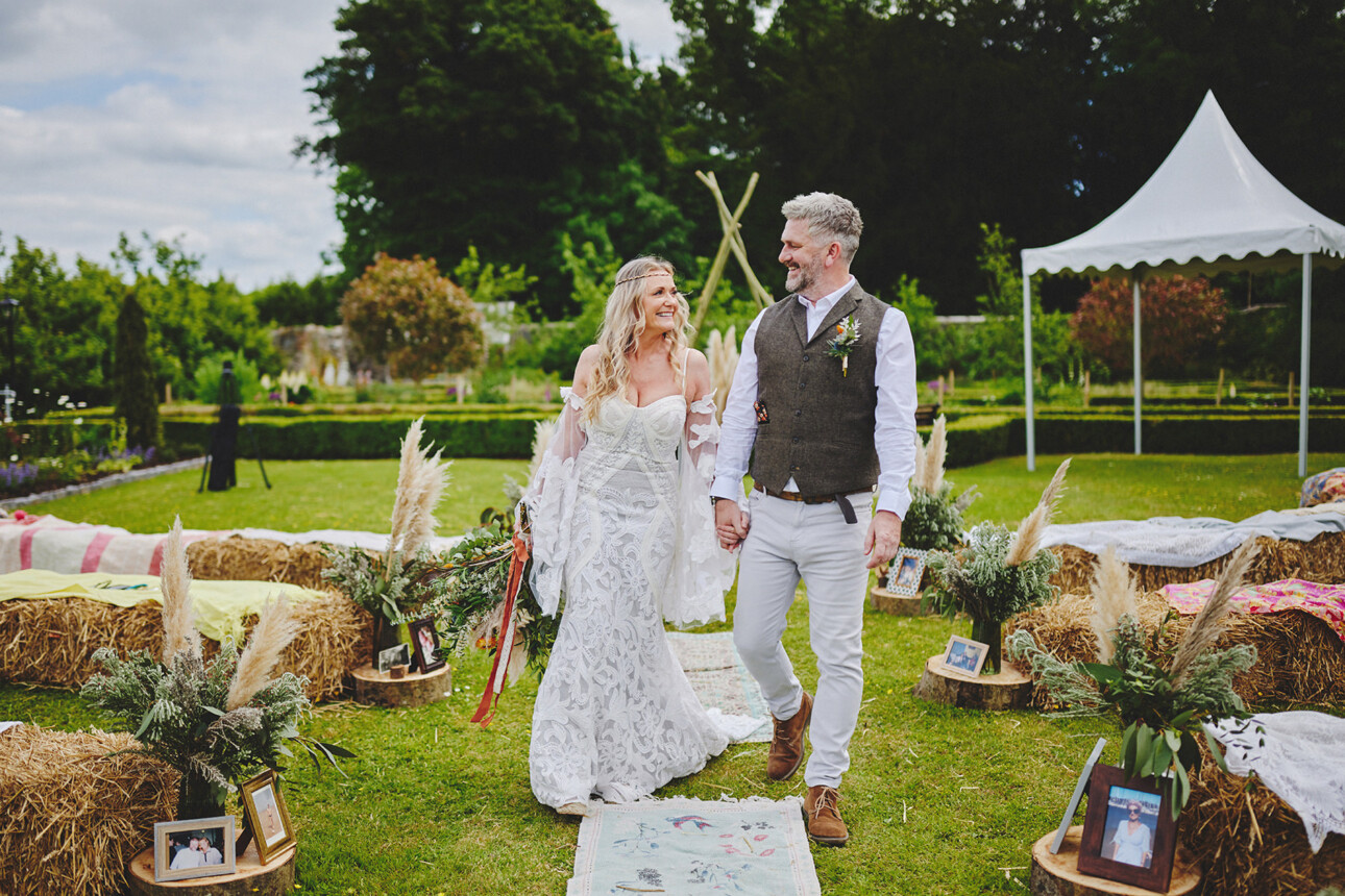 11 Tips Bride’s Guide to Selecting the Perfect Wedding Dress 30 Alternative wedding dress