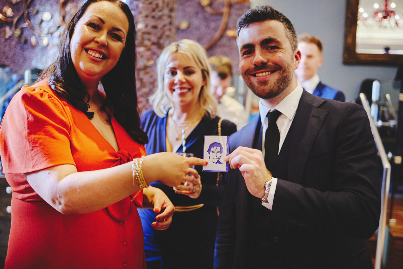 3 reasons to hire a “Magic MC” 8 Wedding Magic