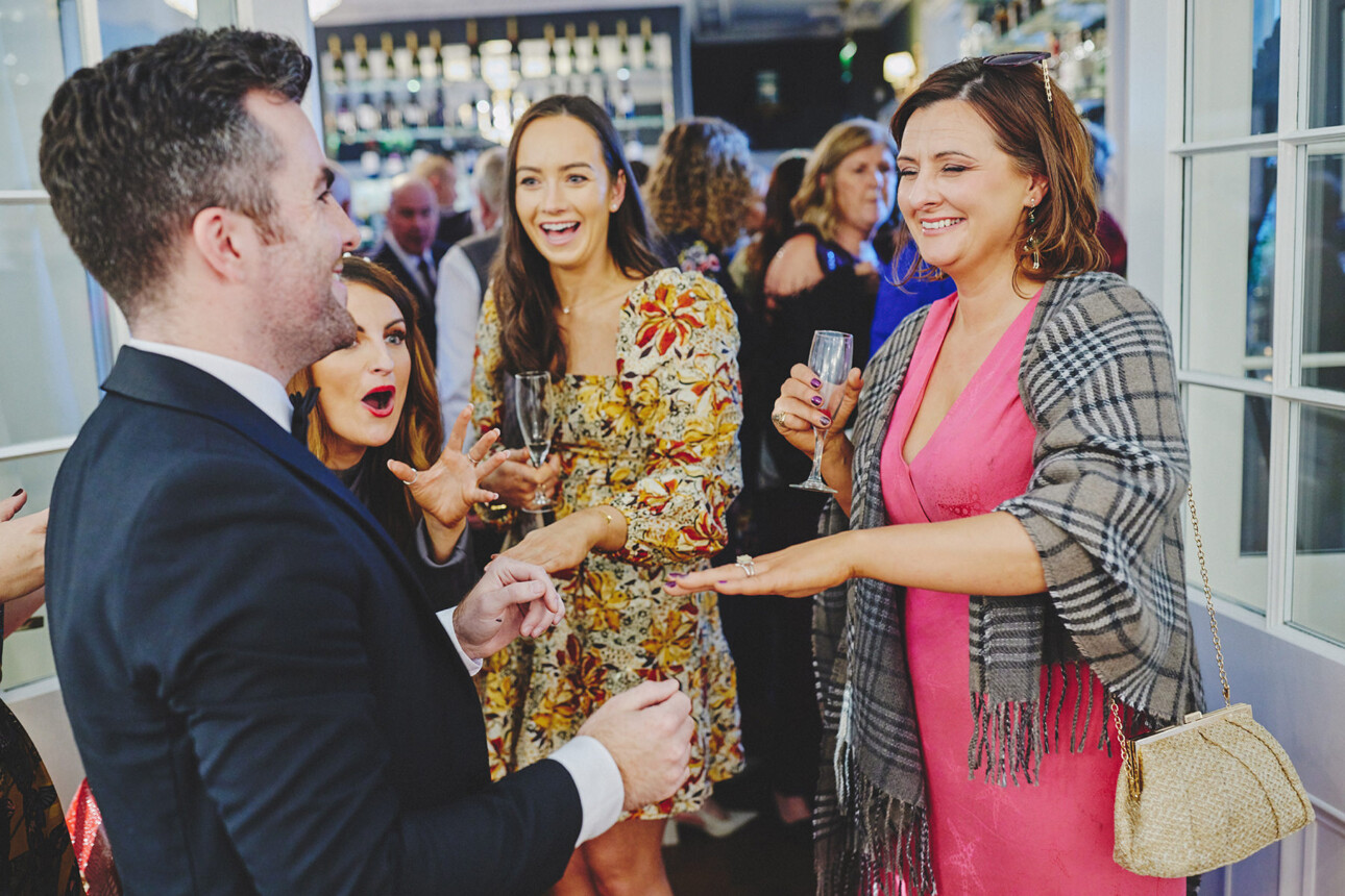 3 reasons to hire a “Magic MC” 5 3 reasons to hire a “Magic MC” 3