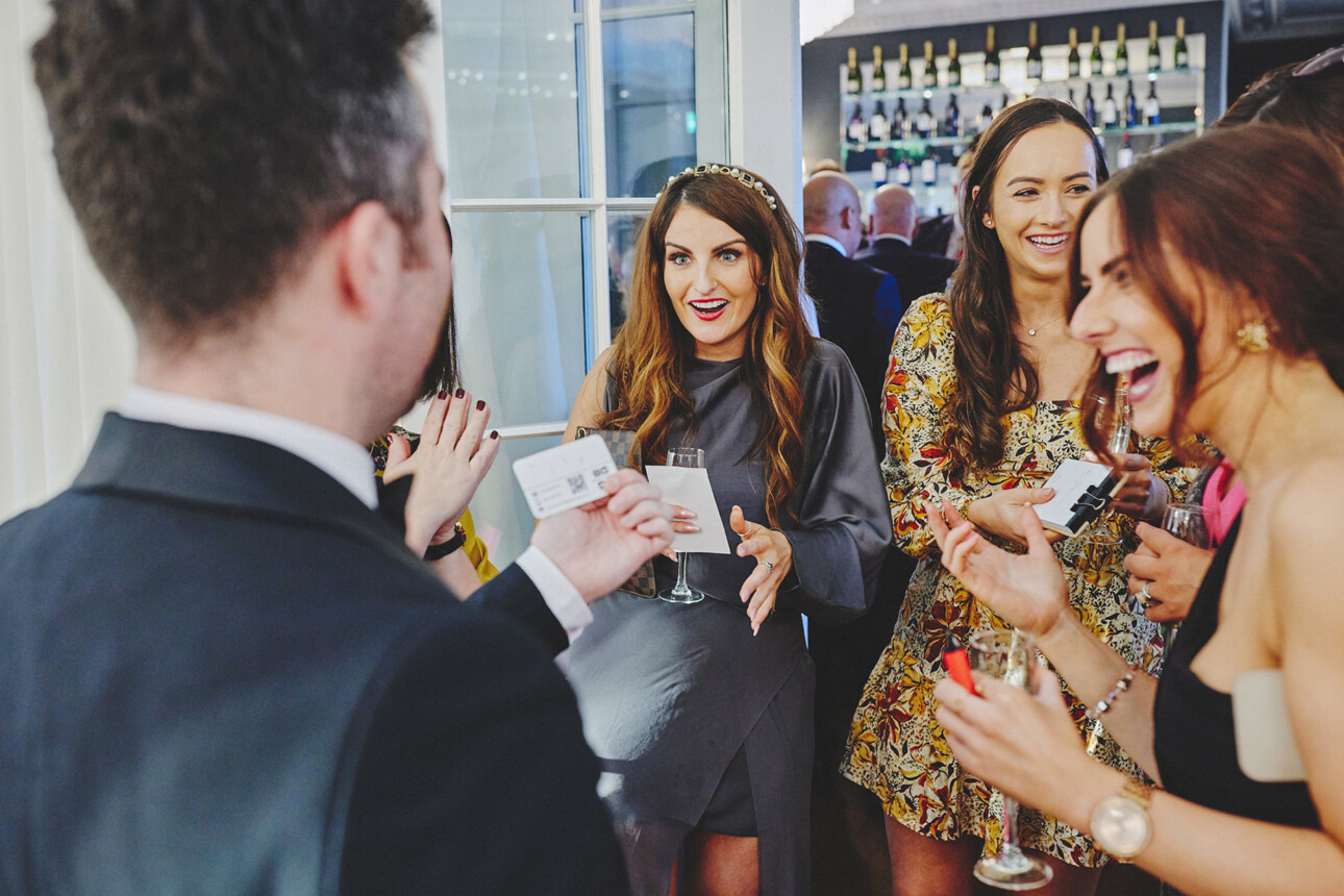 3 reasons to hire a “Magic MC” 4 3 reasons to hire a “Magic MC” 2