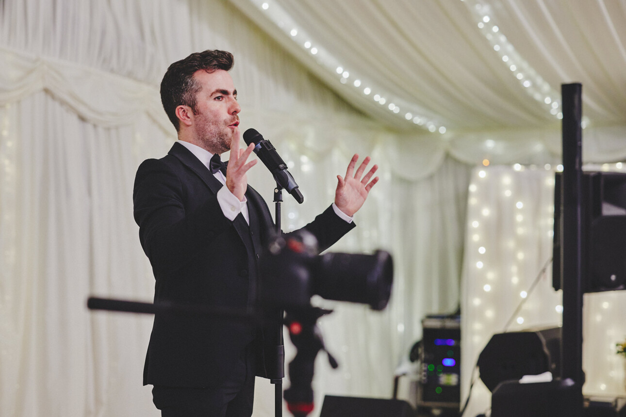 3 reasons to hire a “Magic MC” 9 3 reasons to hire a “Magic MC” 6