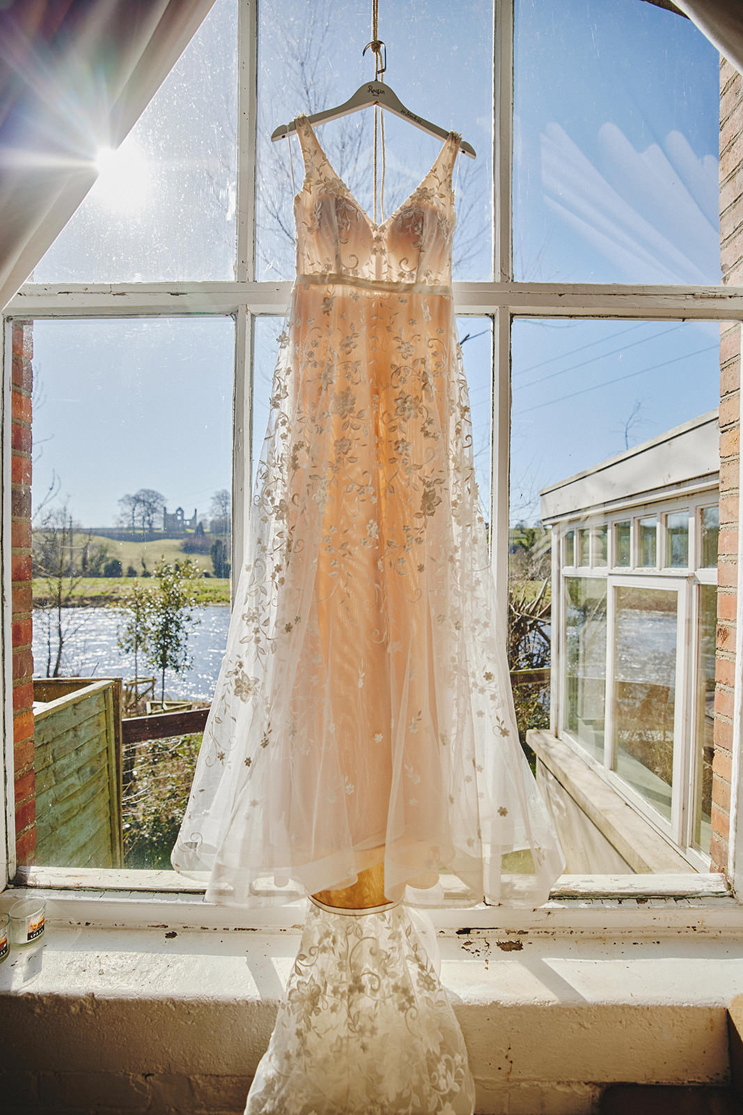 Wedding dress how to select