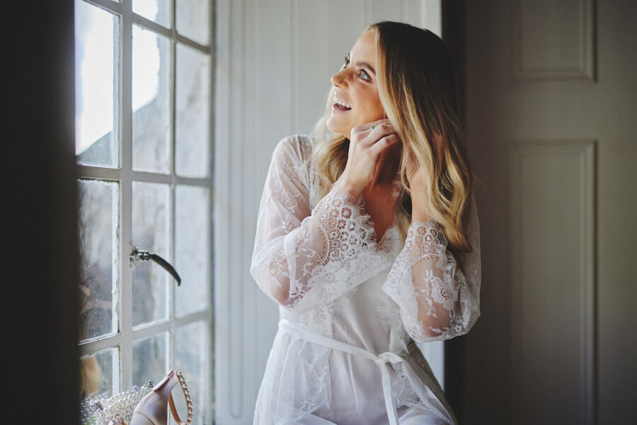 Choosing Your Hairstylist for Your Wedding Day 7 Choosing Your Hairstylist for Your Wedding Day 7