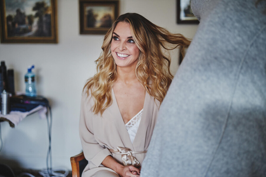 Choosing Your Hairstylist for Your Wedding Day 24 Choosing Your Hairstylist for Your Wedding Day 24