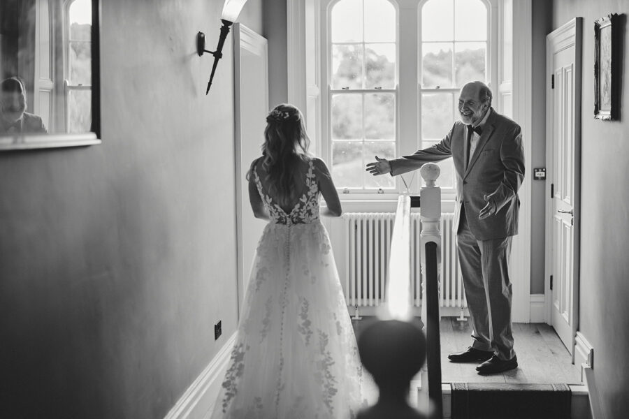 Top 10 Tips for Perfect Poses in Your Wedding Photos 3 Top 10 Tips for Perfect Poses in Your Wedding Photos 3