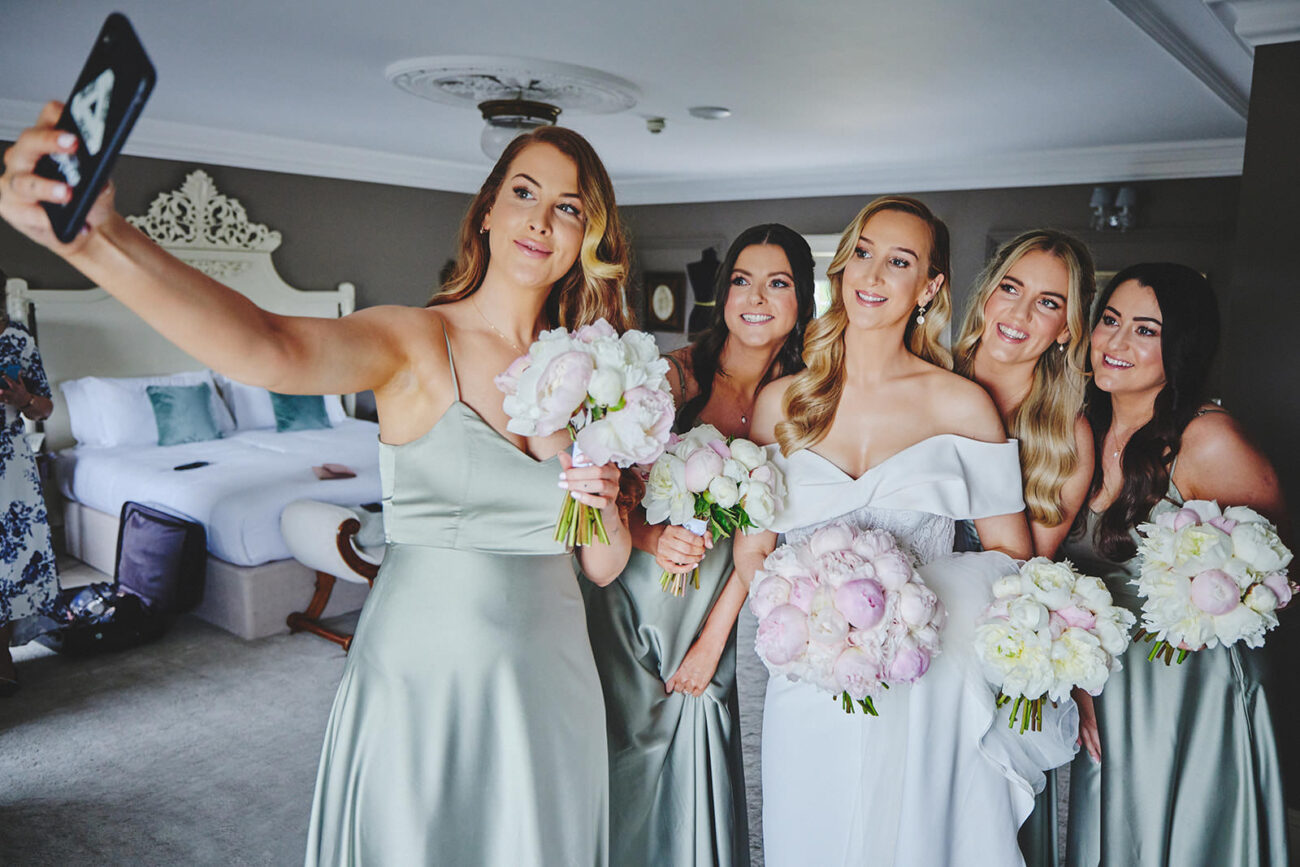 How to Book an Affordable Wedding Photographer without breaking the bank? 13 How to Book an Affordable Wedding Photographer without breaking the bank? 7