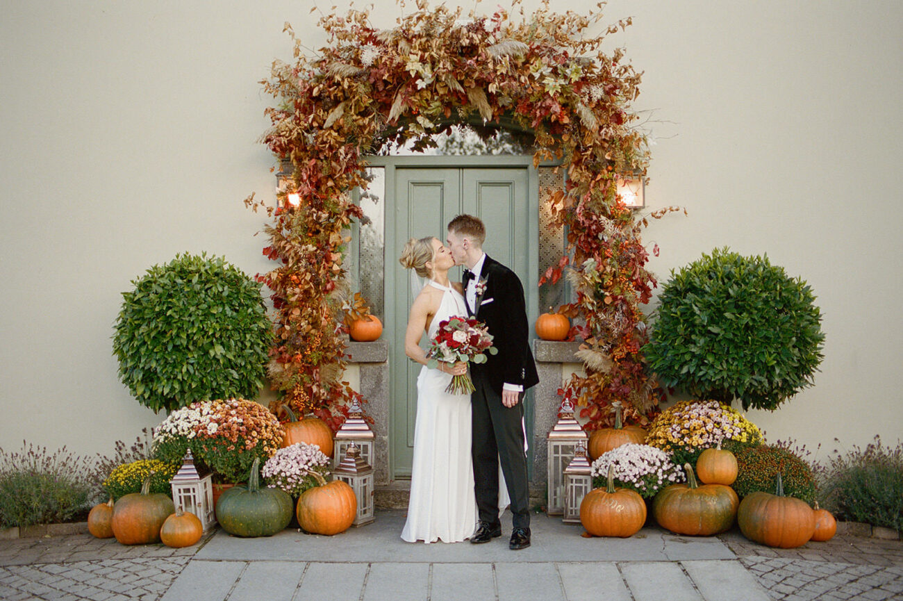 35mm Analogue Film Wedding Photography in Ireland | Vintage Film Wedding Photographer 8 35mm Analogue Film Wedding Photography in Ireland | Vintage Film Wedding Photographer 5