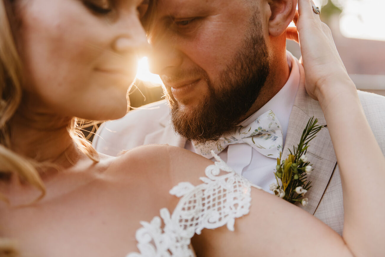 How Fake Tan Can Affect Your Wedding Photos (And What to Do About It) 4 best tan for wedding day